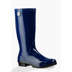 UGG rain boots. Only worn twice.